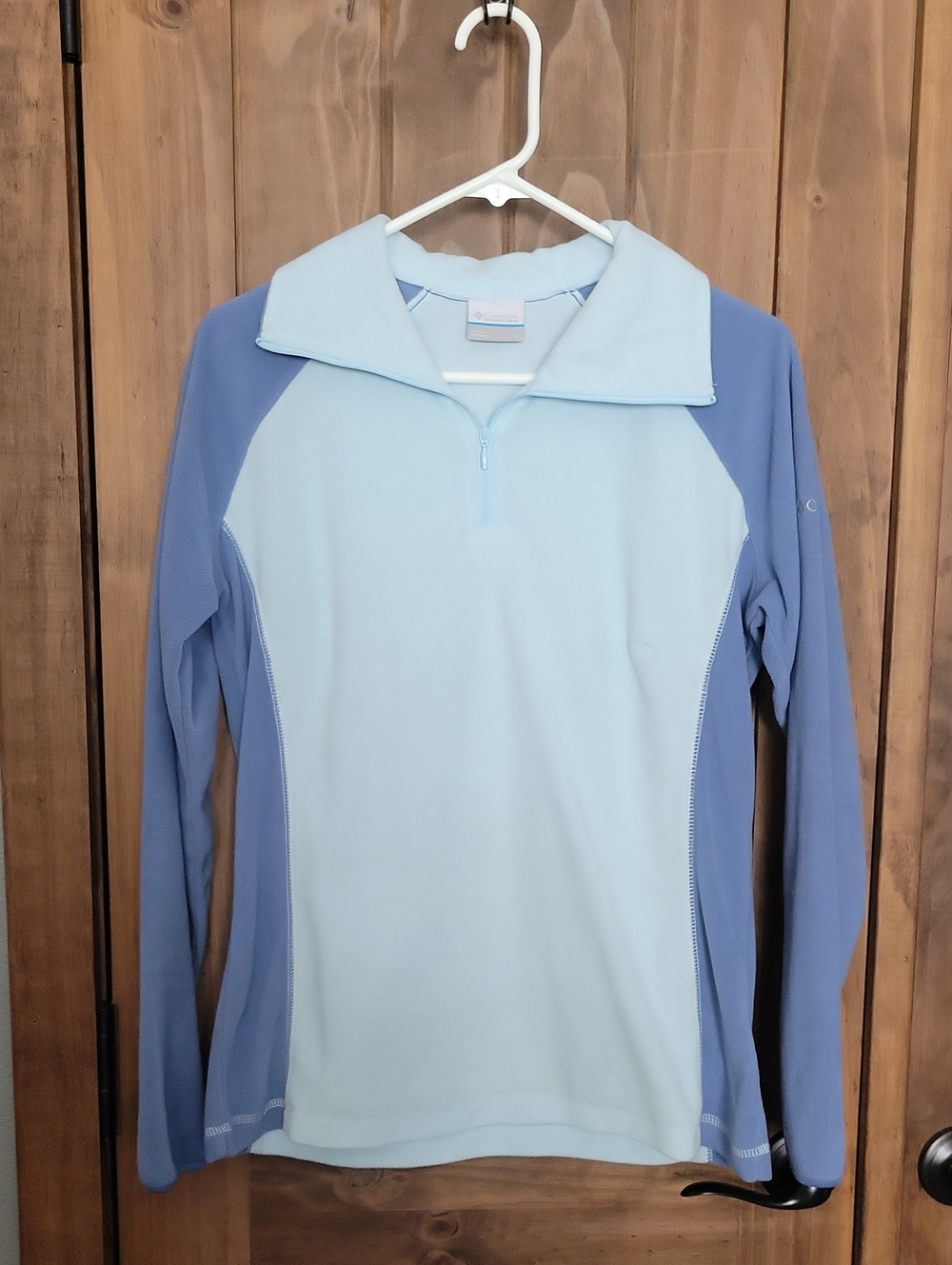 Womens Blue Long-Sleeve Pullover